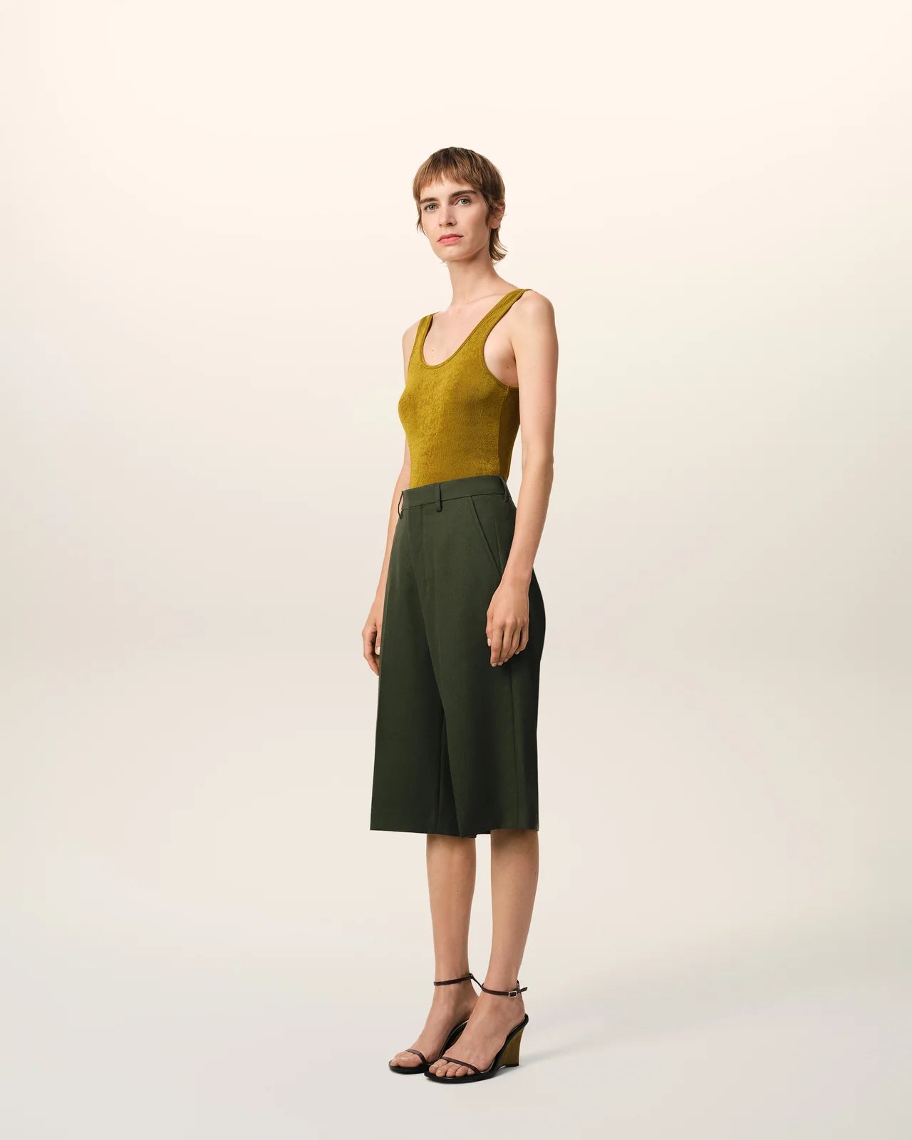 Ami Green Wide Bermuda