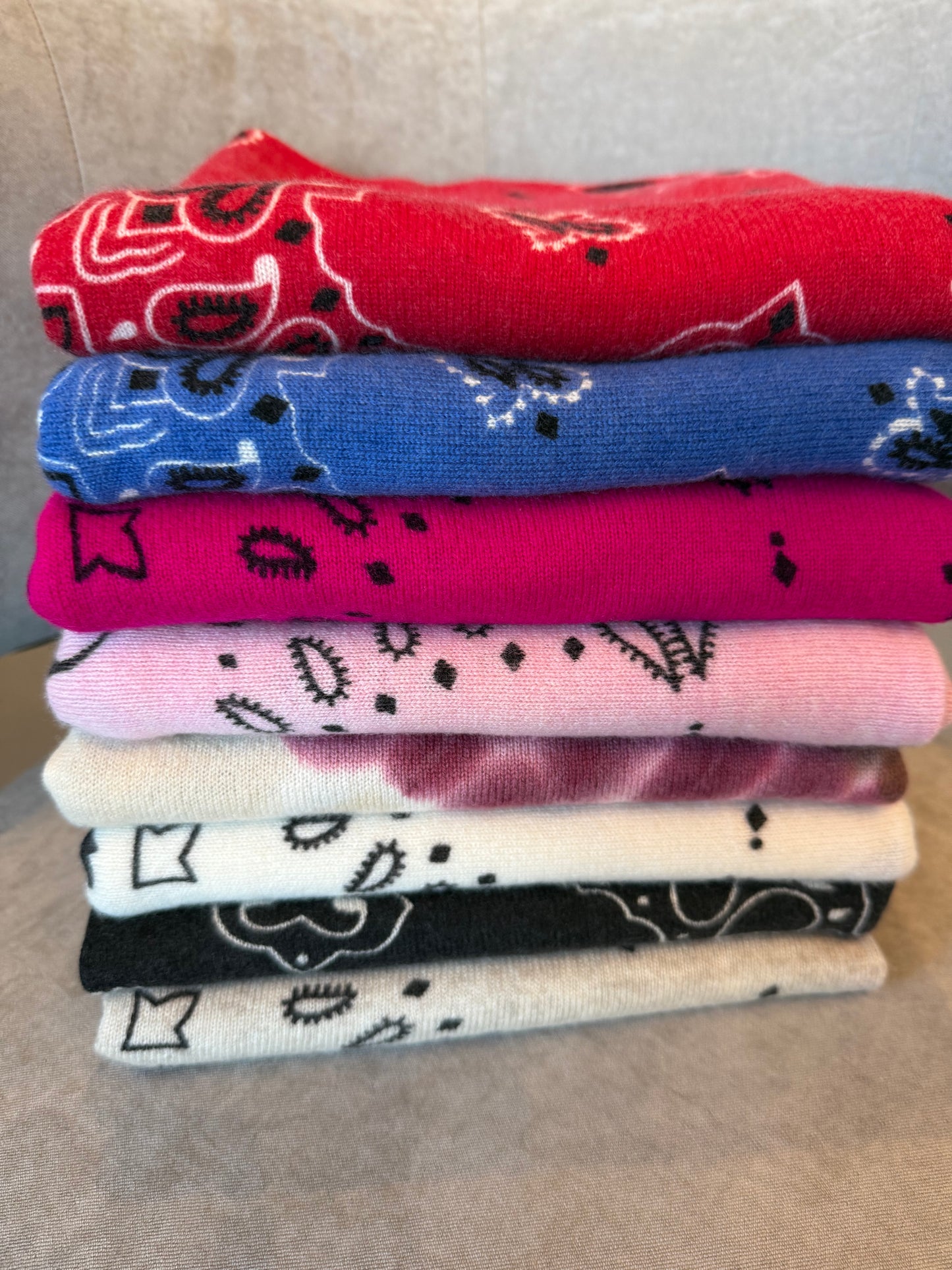 Kujten Hachiko Scarf
