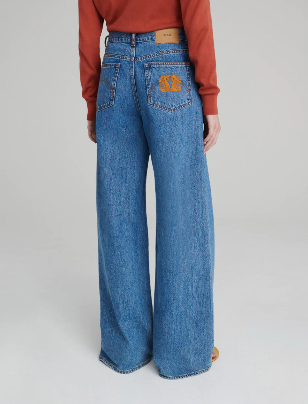 Blaze Milano Nariida Maya Java Jeans