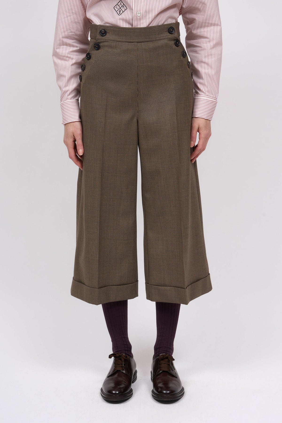 Front view of the Paul & Joe Eva houndstooth wool cropped wide-leg trousers