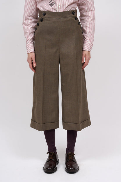 Front view of the Paul & Joe Eva houndstooth wool cropped wide-leg trousers