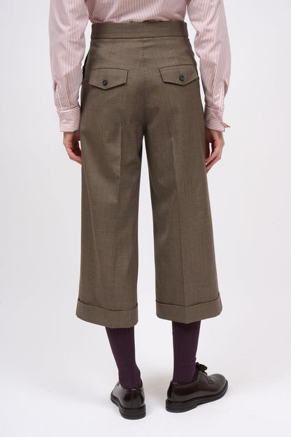 Back view of the Paul & Joe Eva houndstooth cropped trousers with flap pockets