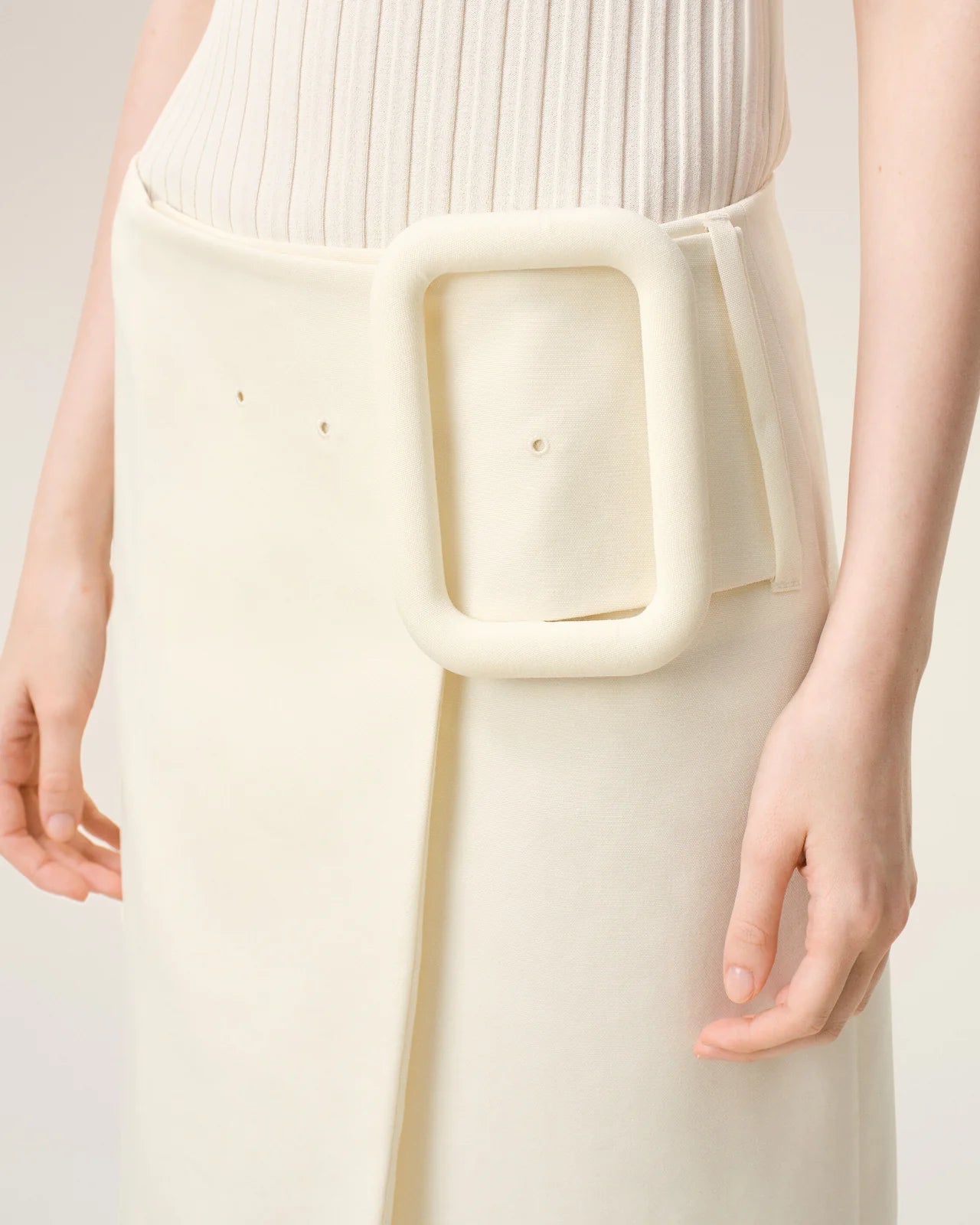 Ami White Big Buckle Belted Midi Skirt